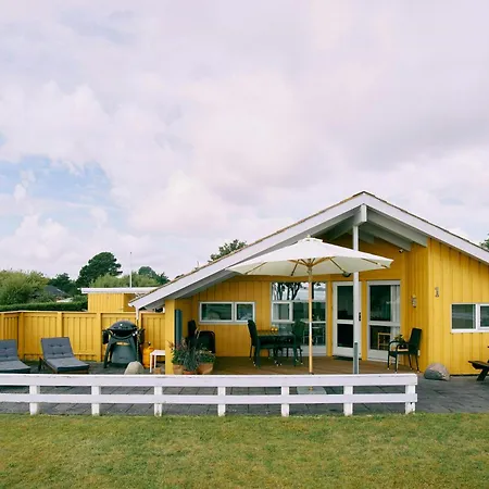 Dom wakacyjny With View Of Dybbol Mill Broager